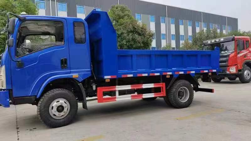 Dump truck